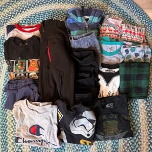 Lot of 20 size 5T/6T Boys Clothes